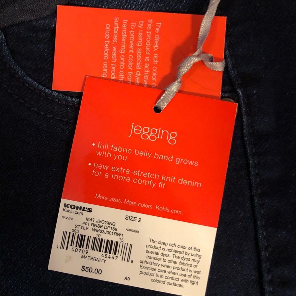Maternity jeggings NWT